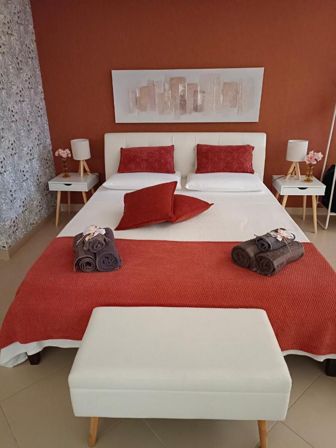 Villa Sant'Andrea Трекастаньи Экстерьер фото